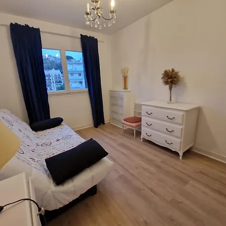 Traversant Avec Parking Gratuit Et Navette Gratuite A 2 Mn A Pied Apartment Cagnes-sur-Mer